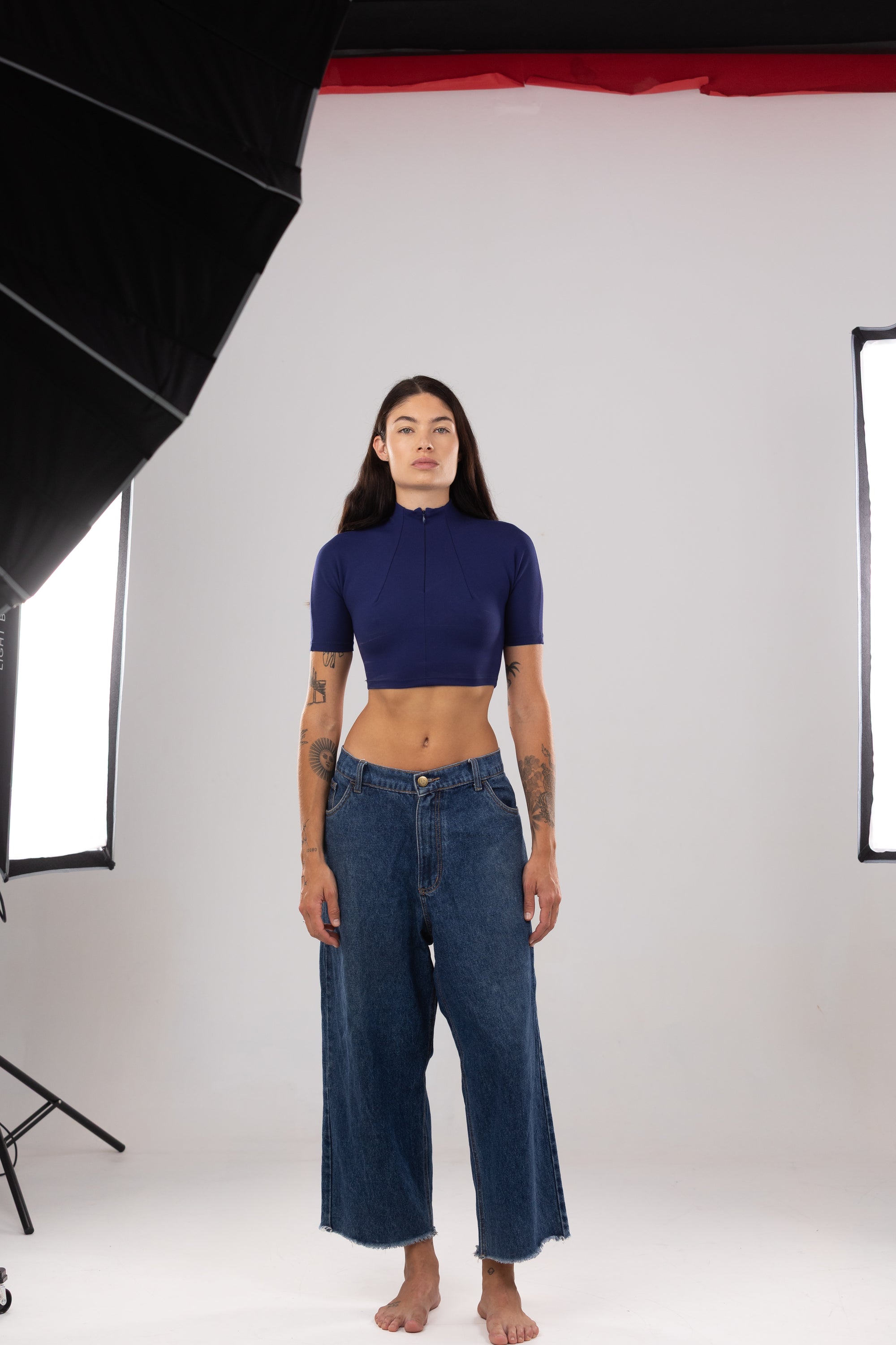 Top Crop Entallado con Pinzas – Azul