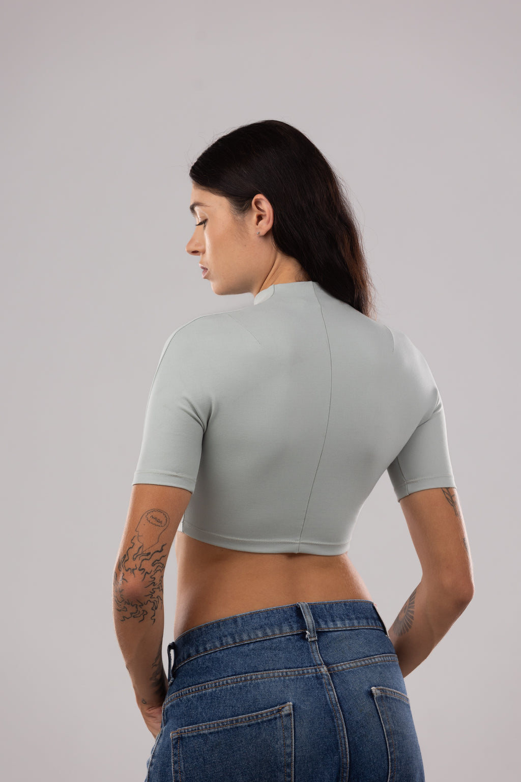 Top Crop Entallado con Pinzas – Menta