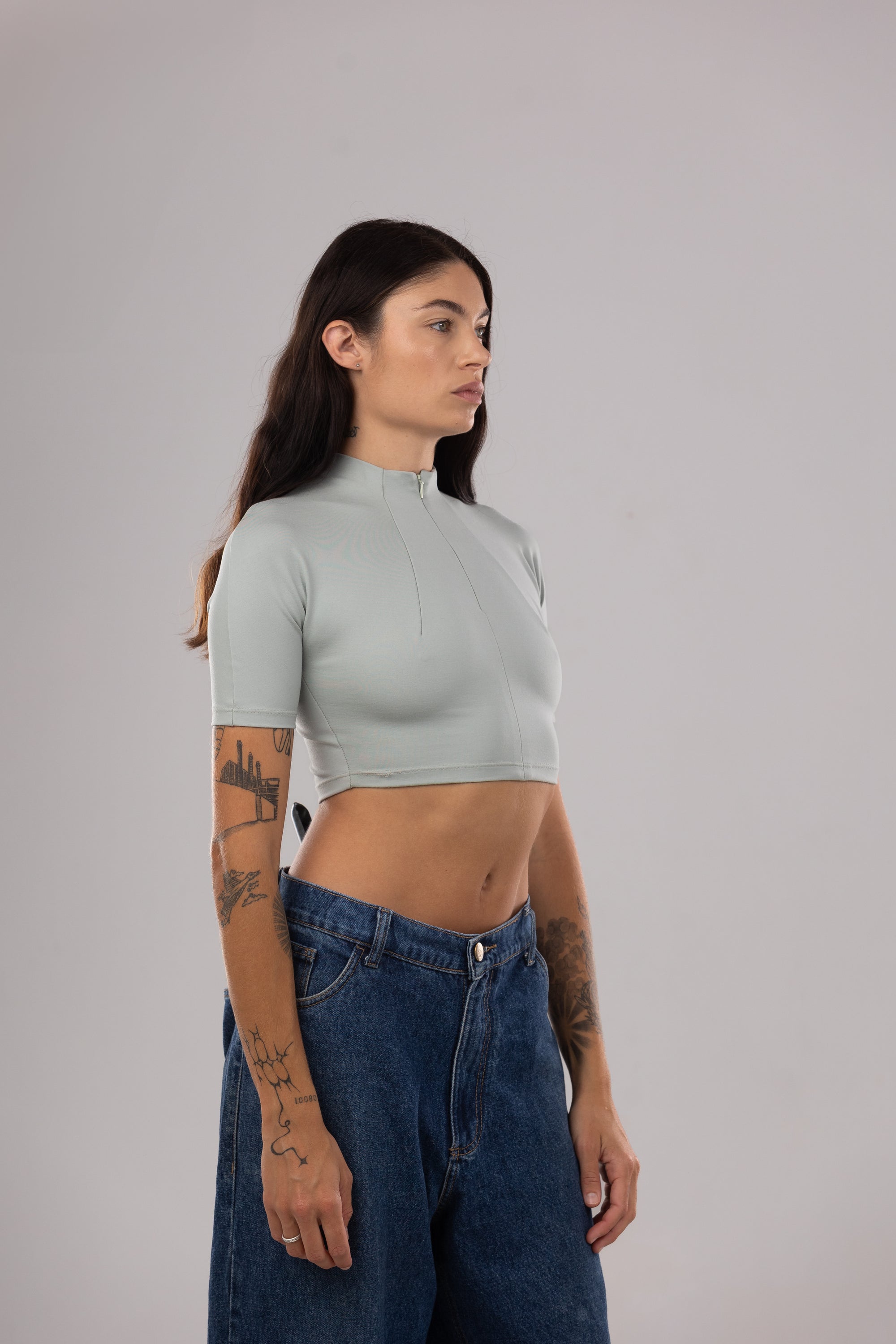 Top Crop Entallado con Pinzas – Menta